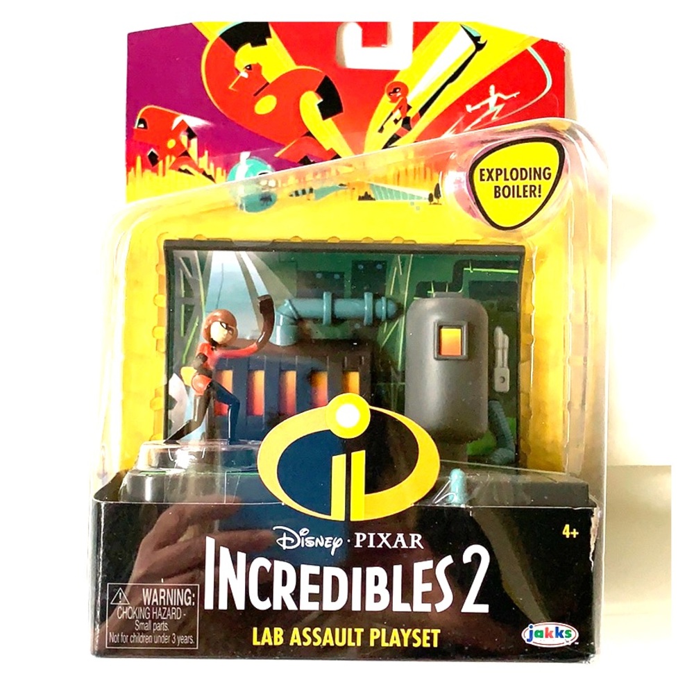 Disney Pixar Incredibles 2 Lab Assault Action Figure Playset NWT